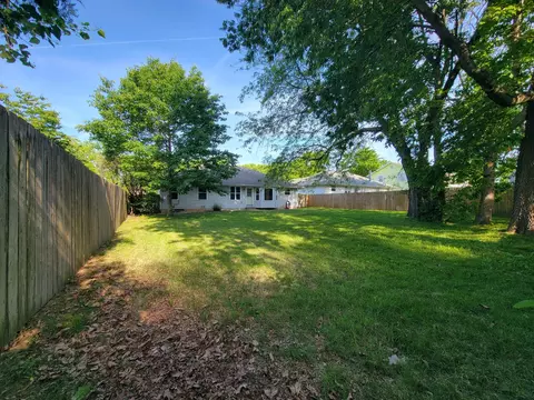Exterior - 3872 S Leawood Ave, Springfield, MO 65807 photo 9 of 9