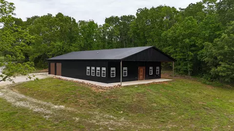 Exterior - 24611 Falling Black Hawk Trl, Shell Knob, MO 65747 photo 3 of 6