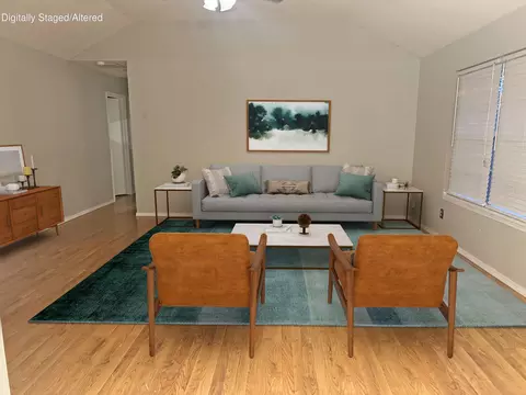 Living - 702 W Eagle St, Nixa, MO 65714 photo 1 of 3
