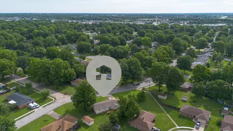 View/Area - 1014 W Lasalle St, Springfield, MO 65807 photo 2 of 11