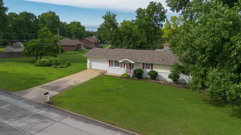 View/Area - 1014 W Lasalle St, Springfield, MO 65807 photo 10 of 11