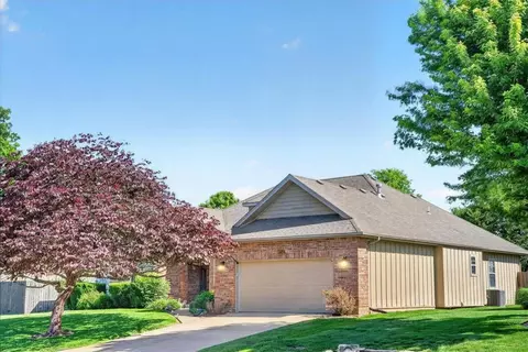 709 E Shore Line Dr, Ozark, MO 65721 photo 1