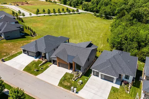 View/Area - 3721 E Woodhue St, Springfield, MO 65802 photo 2 of 3