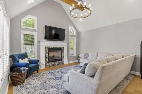 Living - 2431 E Southview Ct, Ozark, MO 65721 photo 5 of 8