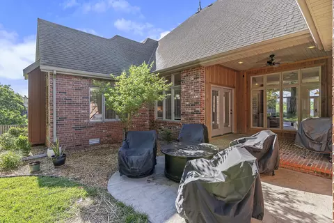 Exterior - 2431 E Southview Ct, Ozark, MO 65721 photo 11 of 12