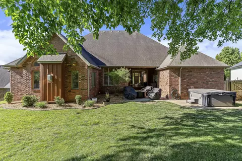 Exterior - 2431 E Southview Ct, Ozark, MO 65721 photo 8 of 12