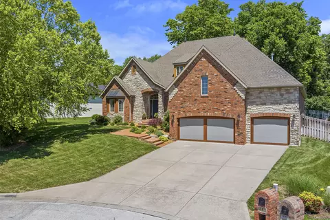 Exterior - 2431 E Southview Ct, Ozark, MO 65721 photo 4 of 12