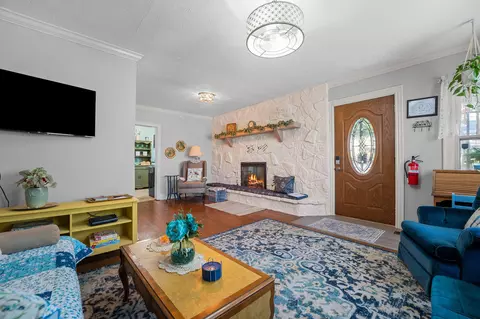 Entry Way - 500 S 2nd St, Branson, MO 65616 photo 1 of 2