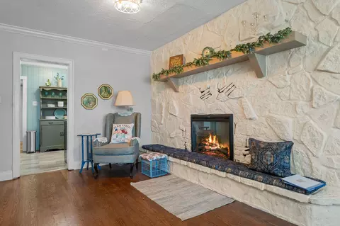 Living - 500 S 2nd St, Branson, MO 65616 photo 2 of 3