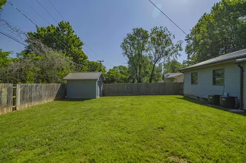 821 Edgewood St, Springfield, MO 65807 photo 20
