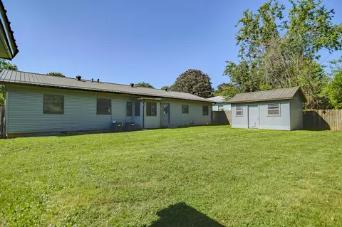 821 Edgewood St, Springfield, MO 65807 photo 21