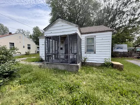 1112 N West Ave, Springfield, MO 65802