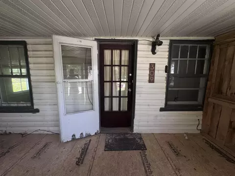 Exterior - 309 E Webster Ave, Ava, MO 65608 photo 1 of 3