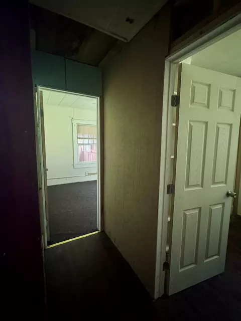 Entry Way - 309 E Webster Ave, Ava, MO 65608 photo 1 of 2