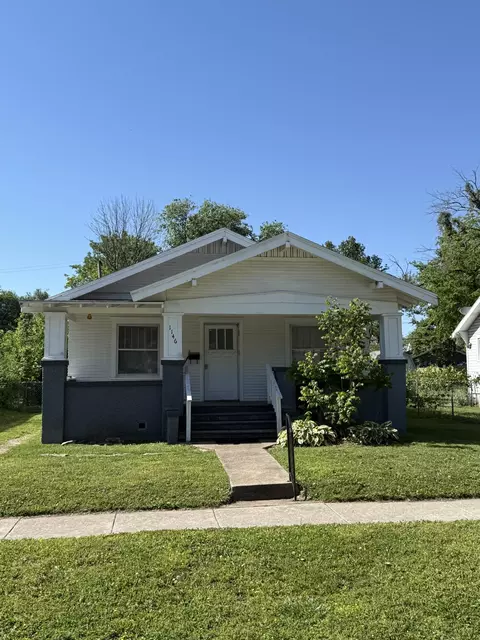 1146 W Lynn St, Springfield, MO 65802