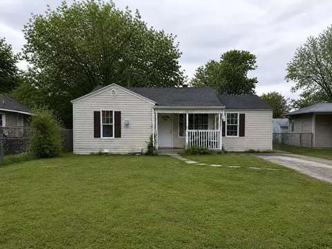 1037 N Brown Ave, Springfield, MO 65802