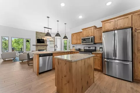 Kitchen - 26915 Reel Ln, Shell Knob, MO 65747 photo 2 of 4