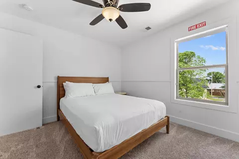 Bedroom - 26915 Reel Ln, Shell Knob, MO 65747 photo 7 of 8