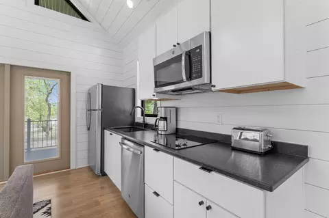 Kitchen - 26935 Reel Ln, Shell Knob, MO 65747 photo 1 of 3