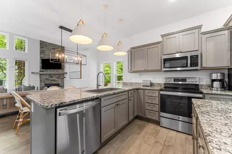 Kitchen - 26987 Resort Ln, Shell Knob, MO 65747 photo 1 of 3