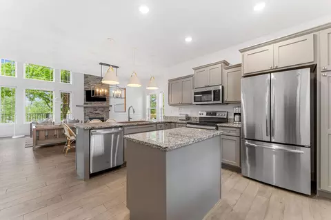Kitchen - 26987 Resort Ln, Shell Knob, MO 65747 photo 2 of 3