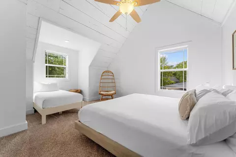 Bedroom - 26987 Resort Ln, Shell Knob, MO 65747 photo 4 of 7