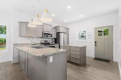Kitchen - 26987 Resort Ln, Shell Knob, MO 65747 photo 3 of 3
