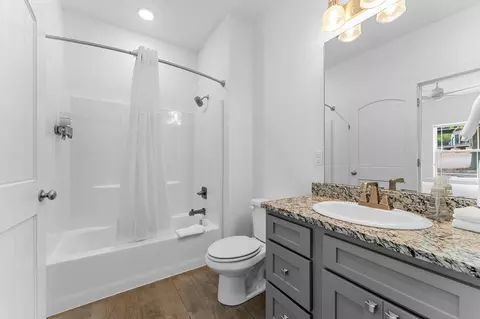 Bath - 26987 Resort Ln, Shell Knob, MO 65747 photo 1 of 2