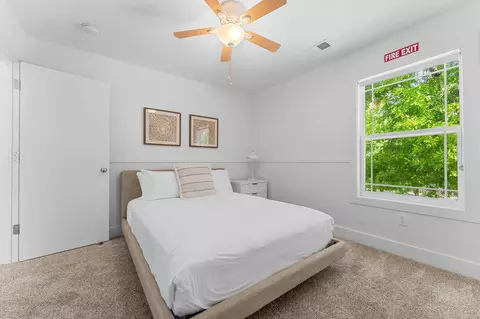Bedroom - 26987 Resort Ln, Shell Knob, MO 65747 photo 6 of 7