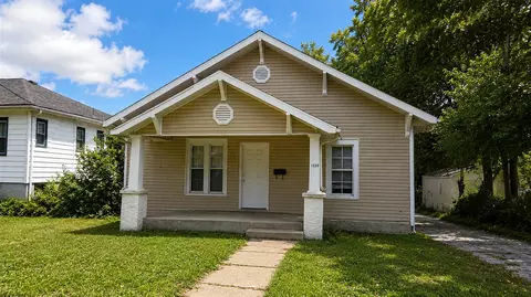 1330 N Broadway Ave, Springfield, MO 65802