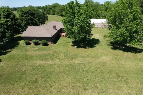 Exterior - 506 Moon Valley Rd, Ozark, MO 65721 photo 2 of 9