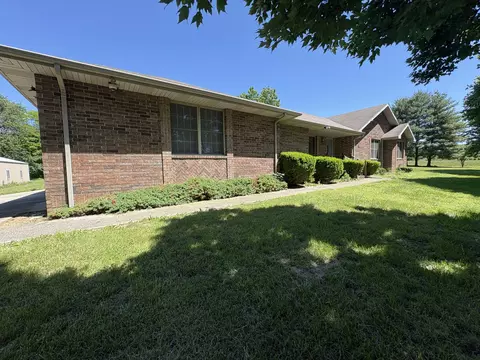 Exterior - 506 Moon Valley Rd, Ozark, MO 65721 photo 3 of 9