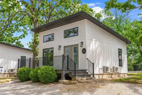 26918 Reel Ln, Shell Knob, MO 65747