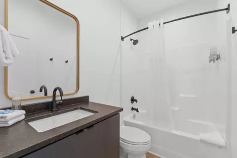 Bath - 27016 Resort Ln, Shell Knob, MO 65747 photo 1 of 2