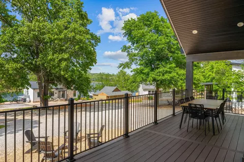 Exterior - 27016 Resort Ln, Shell Knob, MO 65747 photo 2 of 5