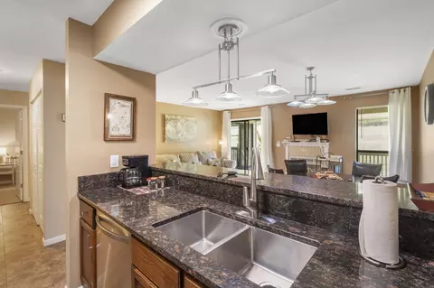 Kitchen - 246 Turnberry Dr #1, Branson, MO 65616 photo 1 of 4