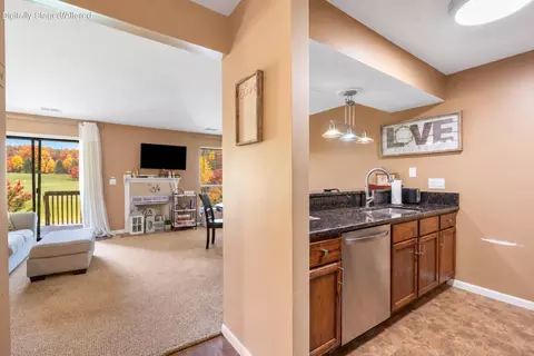 Entry Way - 246 Turnberry Dr #1, Branson, MO 65616 photo 1 of 1