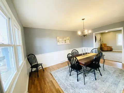 Dining - 417 N Lone Pine Ave, Springfield, MO 65802 photo 1 of 2
