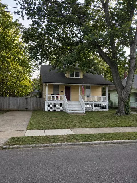2305 N Campbell Ave, Springfield, MO 65803