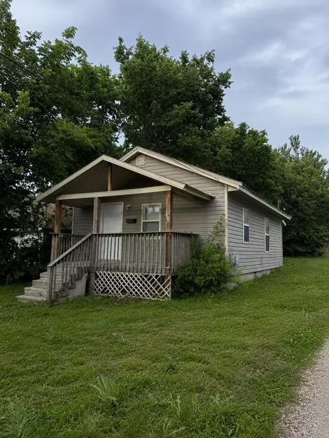 2314 N Missouri Ave, Springfield, MO 65803