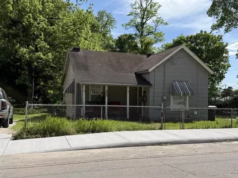 1030 W Nichols St, Springfield, MO 65802