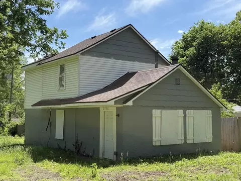 2936 W Lombard St, Springfield, MO 65802