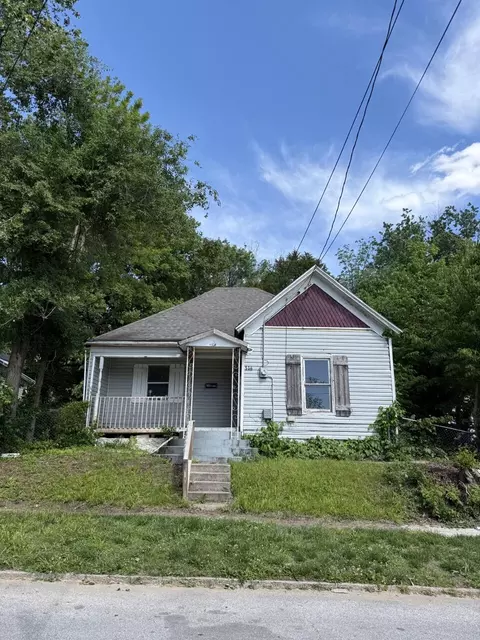 536 S Broadway Ave, Springfield, MO 65806