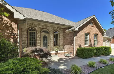 1361 S Charles Pl, Bolivar, MO 65613
