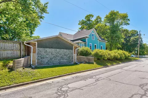 Exterior - 410 N 2nd Ave, Ozark, MO 65721 photo 13 of 14