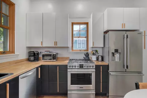 Kitchen - 410 N 2nd Ave, Ozark, MO 65721 photo 3 of 4
