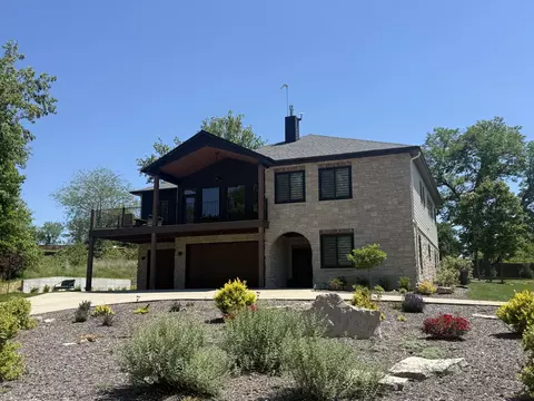 62 N Northfork Ln, Shell Knob, MO 65747