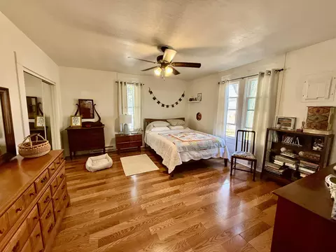 Bedroom - 305 E Webster Ave, Ava, MO 65608 photo 3 of 3