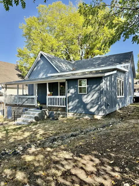 Exterior - 305 E Webster Ave, Ava, MO 65608 photo 10 of 11