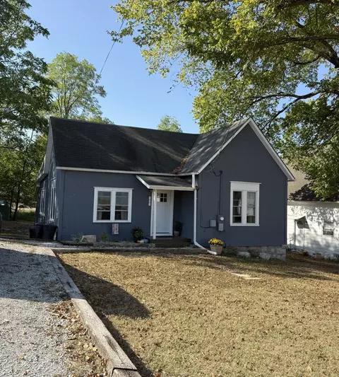 Exterior - 305 E Webster Ave, Ava, MO 65608 photo 11 of 11